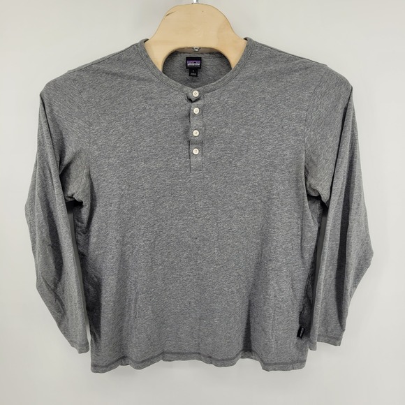 Patagonia Other - Patagonia Henley Shirt Mens Large Gray Long Sleeve Organic Cotton STY52260 FA16